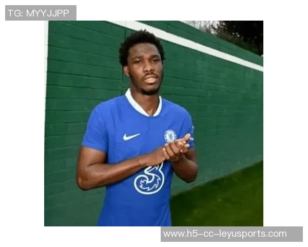 切尔西后卫福法纳因多次违章被禁驾至2027年成英超最差司机