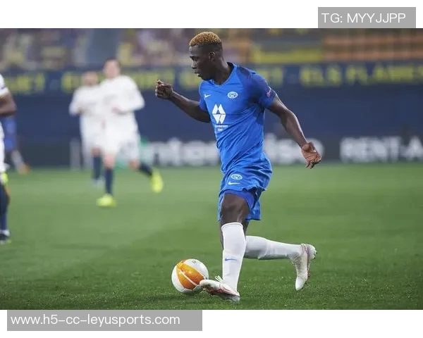 切尔西后卫福法纳因多次违章被禁驾至2027年成英超最差司机